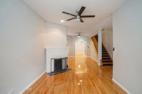 2621 E 74th St, Chicago, IL 60649 photo 2