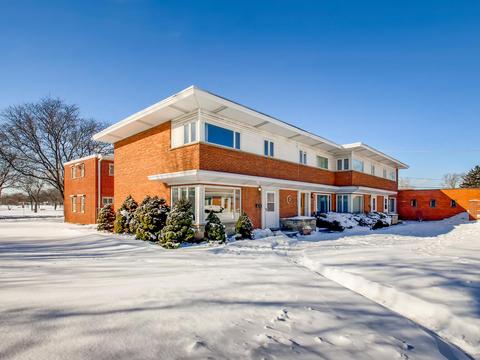 610 E Shabonee Trl, Mount Prospect, IL 60056 photo 1
