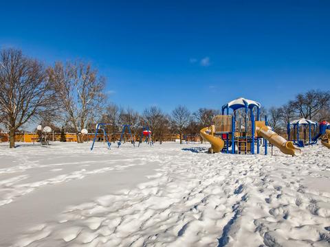 610 E Shabonee Trl, Mount Prospect, IL 60056 photo 27