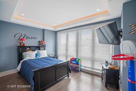 627 E Bowen Ave, Chicago, IL 60653 photo 12