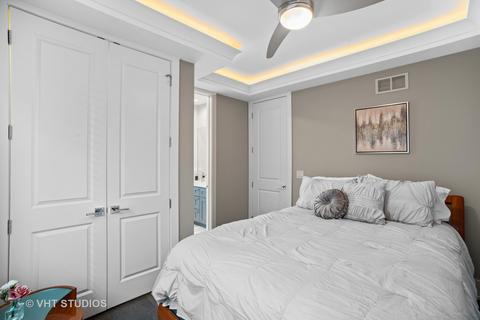 627 E Bowen Ave, Chicago, IL 60653 photo 10