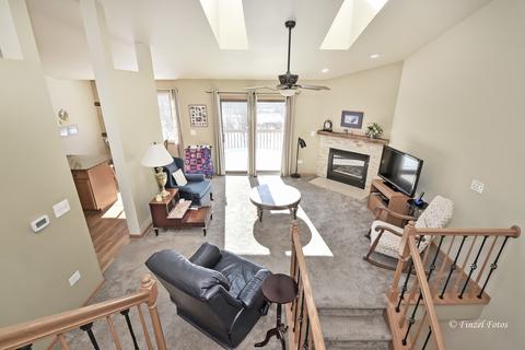 2005 Jeffrey Ln, Elgin, IL 60123 photo 4