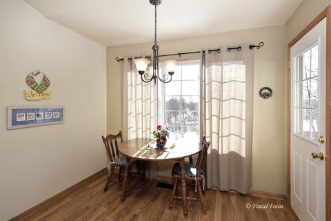 2005 Jeffrey Ln, Elgin, IL 60123 photo 7