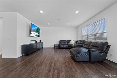 4341 Rudyard Kipling Rd, Elgin, IL 60124 photo 5
