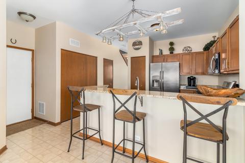 823 Daniel Dr, Minooka, IL 60447 photo 5