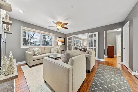 438 Hickory Dr, Itasca, IL 60143 photo 8