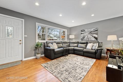 438 Hickory Dr, Itasca, IL 60143 photo 4