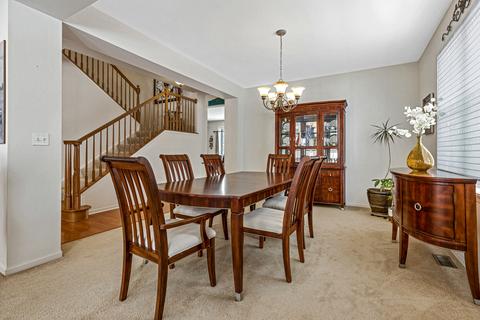 3053 Sutton St, Elgin, IL 60124 photo 5