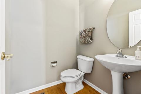 3053 Sutton St, Elgin, IL 60124 photo 7