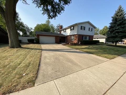 1509 Maple Ln, Elgin, IL 60123 photo 1
