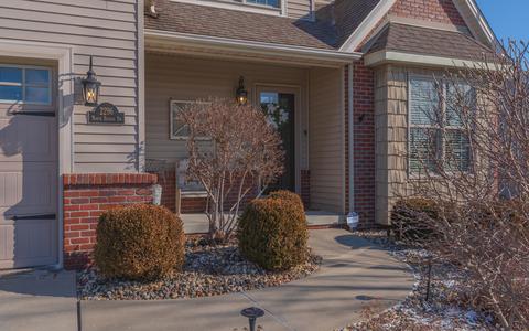 2296 N Bridge Dr, Normal, IL 61761 photo 2