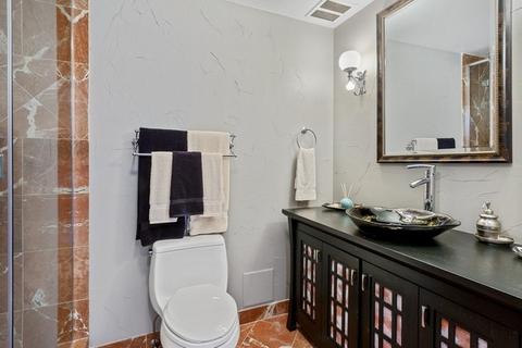 180 E Pearson St #5802, Chicago, IL 60611 photo 12