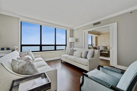 180 E Pearson St #5802, Chicago, IL 60611 photo 4