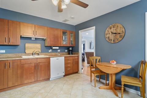 3704 Meadow Dr, Rolling Meadows, IL 60008 photo 5