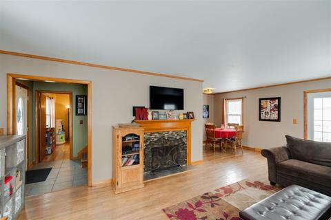 105 E Main St, Danvers, IL 61732 photo 6