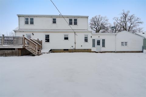 105 E Main St, Danvers, IL 61732 photo 3