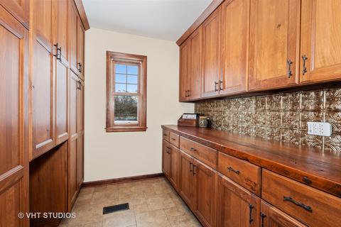 5 N705 Rochefort Ln, Wayne, IL 60184 photo 11