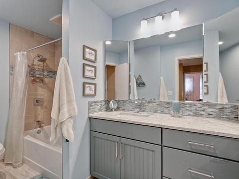 1605 Blackhawk Trl, Wheeling, IL 60090 photo 10