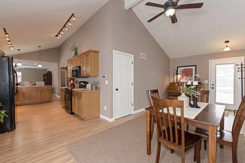 2003 Interurban Rd, Bloomington, IL 61705 photo 10