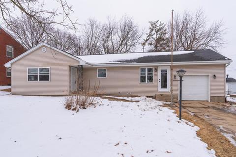 2003 Interurban Rd, Bloomington, IL 61705 photo 1