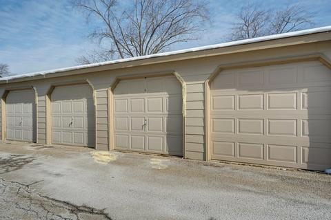 669 Beth Ct, Gurnee, IL 60031 photo 24