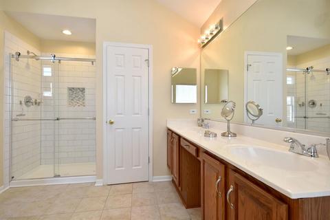 1336 Normandy Ln, Bartlett, IL 60103 photo 21