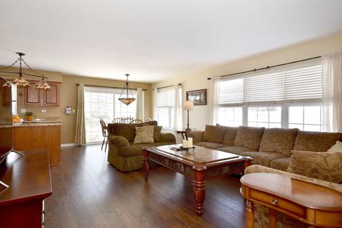 1336 Normandy Ln, Bartlett, IL 60103 photo 12