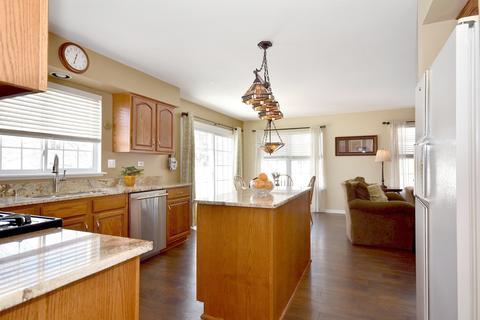 1336 Normandy Ln, Bartlett, IL 60103 photo 7