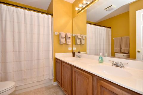 1336 Normandy Ln, Bartlett, IL 60103 photo 26
