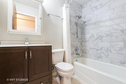 239 Gregory St #6-2, Aurora, IL 60504 photo 8