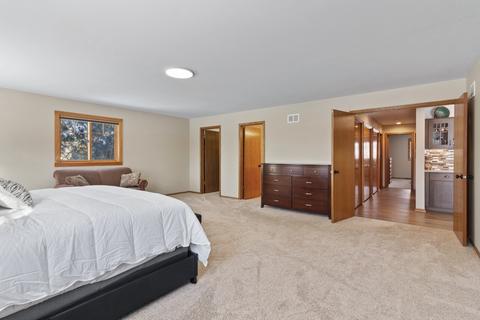 8140 Sunset Rd, Willowbrook, IL 60527 photo 11