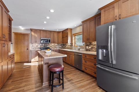 8140 Sunset Rd, Willowbrook, IL 60527 photo 7