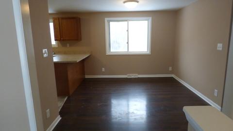 812 Peter St, Mchenry, IL 60051 photo 5
