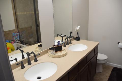 5708 Stonebridge Trl, Mchenry, IL 60050 photo 12