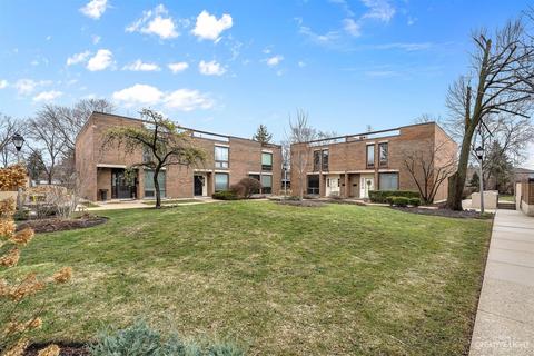 9 Willow Tree Ct, Elmhurst, IL 60126 photo 1