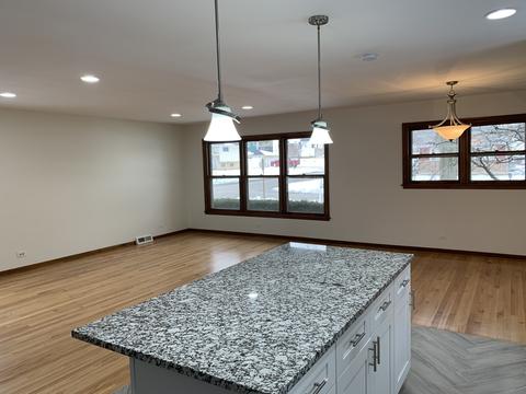 321 E North End Ave, Elmhurst, IL 60126 photo 2