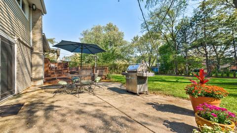 613 Clearview Dr, Glenview, IL 60025 photo 3