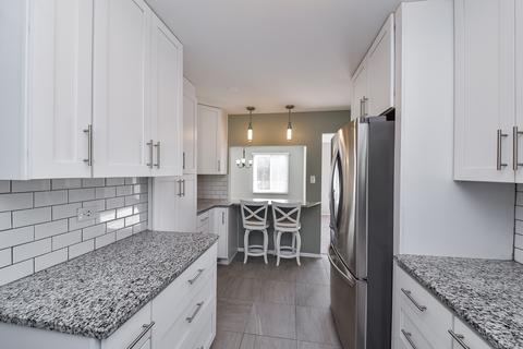 1602 Leytonstone Dr, Wheaton, IL 60189 photo 9