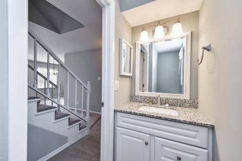 1602 Leytonstone Dr, Wheaton, IL 60189 photo 12
