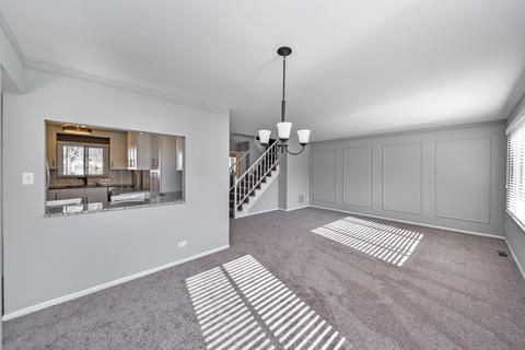 1602 Leytonstone Dr, Wheaton, IL 60189 photo 5