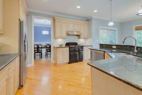 117 Travers Ave, Wheaton, IL 60187 photo 17
