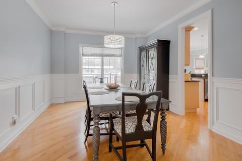 117 Travers Ave, Wheaton, IL 60187 photo 8