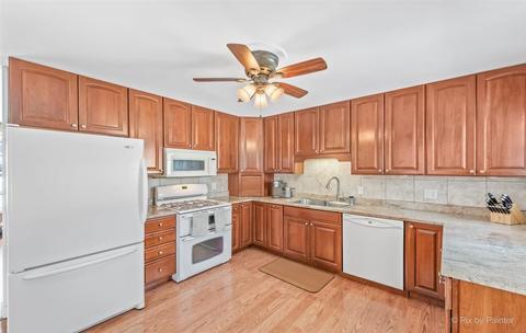 3002 Oriole Ln, Rolling Meadows, IL 60008 photo 10