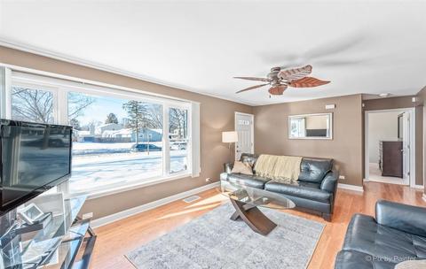 3002 Oriole Ln, Rolling Meadows, IL 60008 photo 4