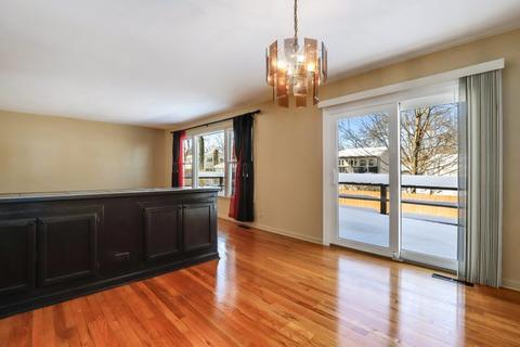 1846 Hoover Ct, Rolling Meadows, IL 60008 photo 10