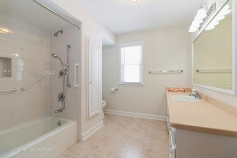 710 Read St, Lockport, IL 60441 photo 11