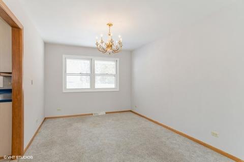 3665 N Firestone Dr, Hoffman Estates, IL 60192 photo 4