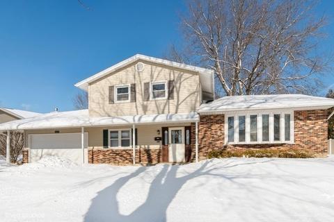3665 N Firestone Dr, Hoffman Estates, IL 60192 photo 1