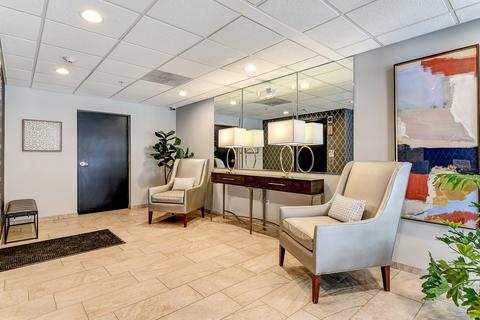 100 N Gary Ave #207, Wheaton, IL 60187 photo 3