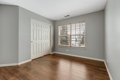 4074 Pompton Ave, Elgin, IL 60124 photo 19